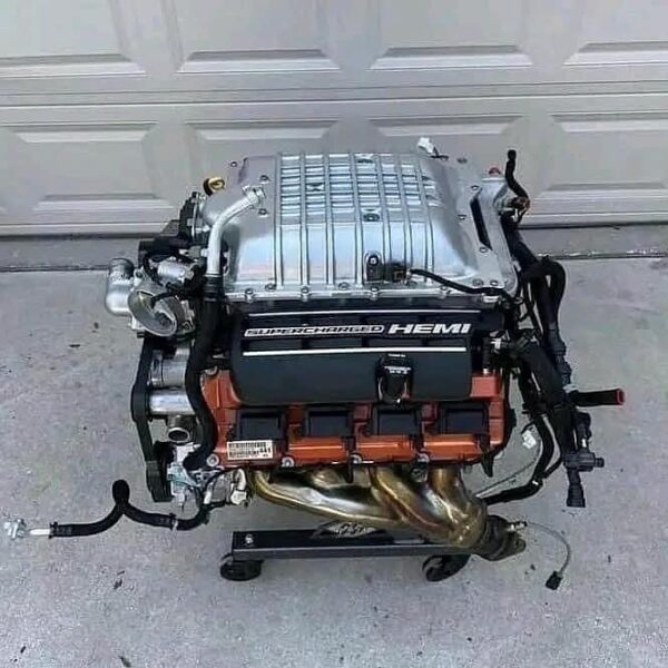 Dodge Challenger And Charger SRT Engine - Image 4