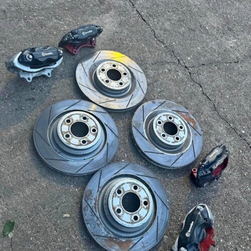 Brembo 4 Piston Calipers And Rotors For A Dodge Charger or Challenger