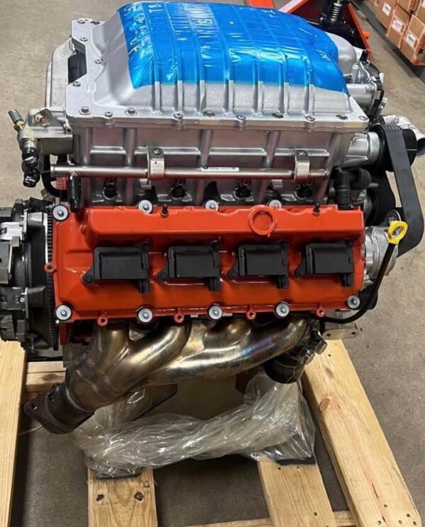 New Hemi Hellcat Engine. complete brand new crate engine. Mopar Accessories Hellcrate 6.2L Supercharged Gen III HEMI Engine