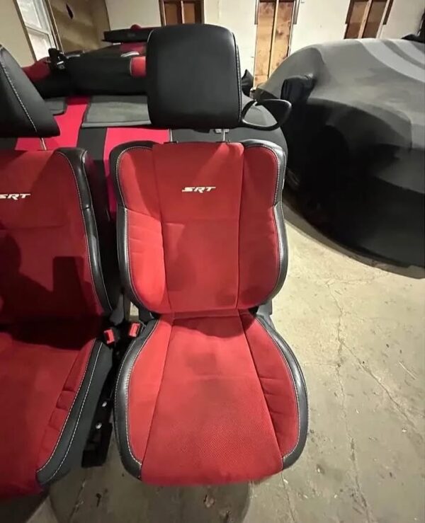 Dodge Challenger Interior Seats And Panels - Image 4