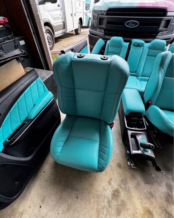 Dodge Charger Hellcat Interior And Panels - Image 4